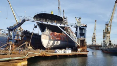 Kiev Shipping アーカイブ：港と船舶の写真