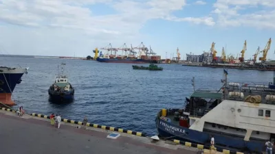Kiev Shipping アーカイブ：港と船舶の写真